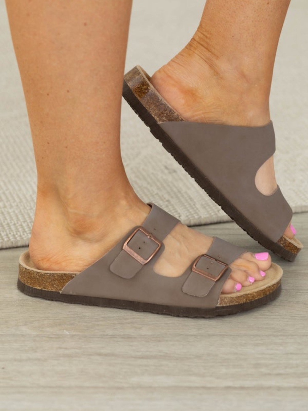 Project cloud. Tan Double-Buckle Comfort Footbed Sandals size 7